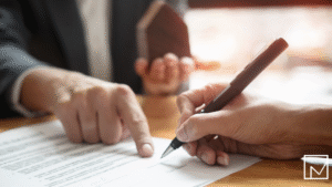How to Choose Between Payroll Funding and Bank Loans for Staffing Agencies